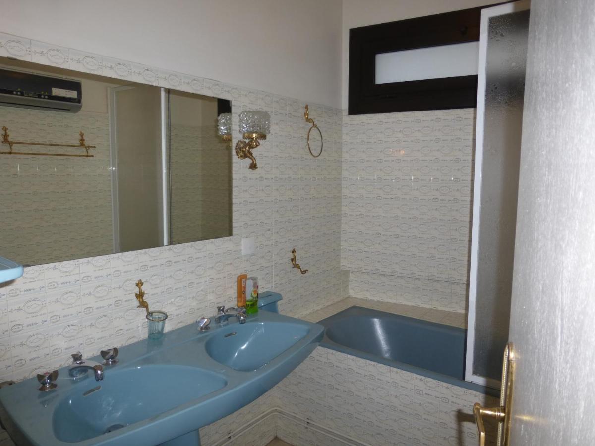Chambre Simple avec Salle de Bains Commune